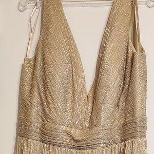 Gold Kleinfeld gown
